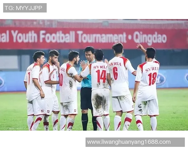 乌兹别克与中国香港足球对决精彩回顾与赛后分析 乌兹别克与中国香港足球对决精彩回顾与赛后分析