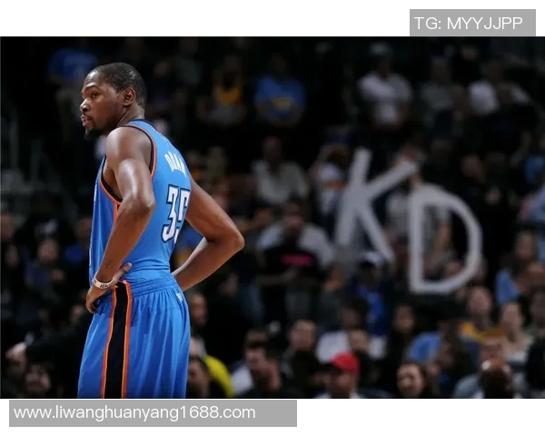 杜兰特与詹姆斯巅峰对决特效图解析与篮球魅力的深度探讨