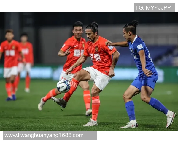 恒大与河南建业精彩对决回放全场进球瞬间及战术分析